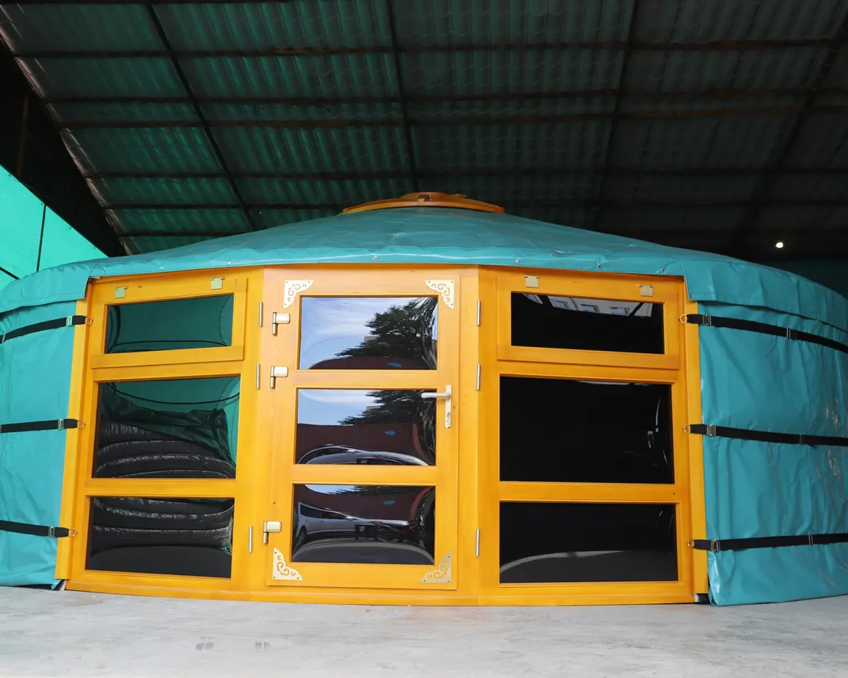 A 22ft yurt with 3 windows (Yurt #25371) - Image 2