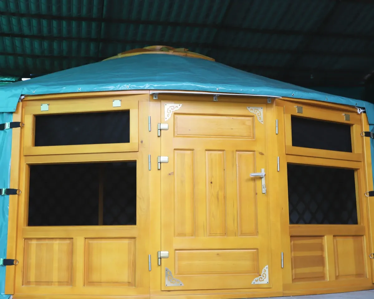 A 19ft yurt with 2 front windows (Yurt #25372) - Image 4