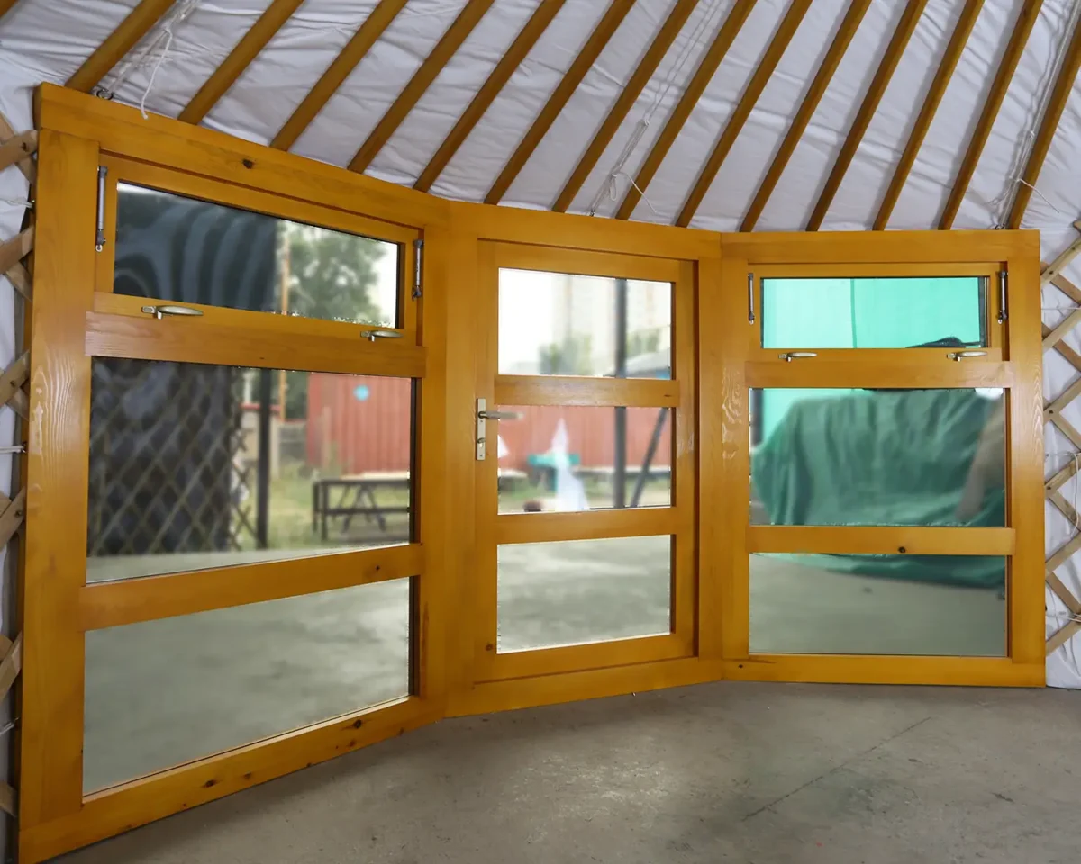 A 16ft yurt with 2 windows (Yurt #25374) - Image 3