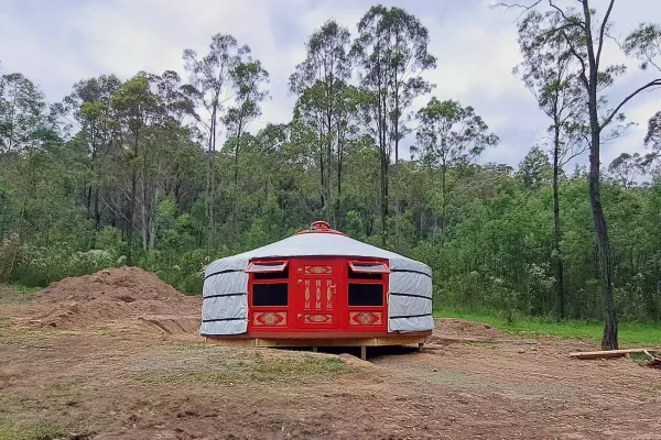 First yurt in Australia assembled - Sharon Jacobson